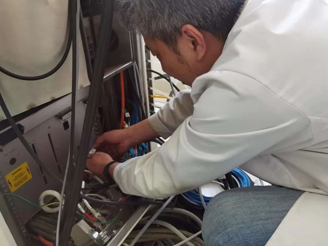 核磁共振波谱仪维修小记